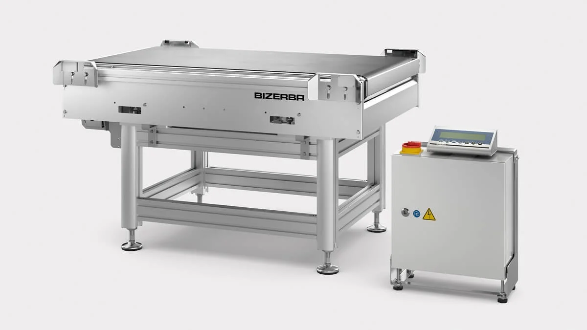 CWL-L Catch- and checkweighers with the option to be expanded to include the new Bizerba Vibration Compensation Module (© Bizerba)