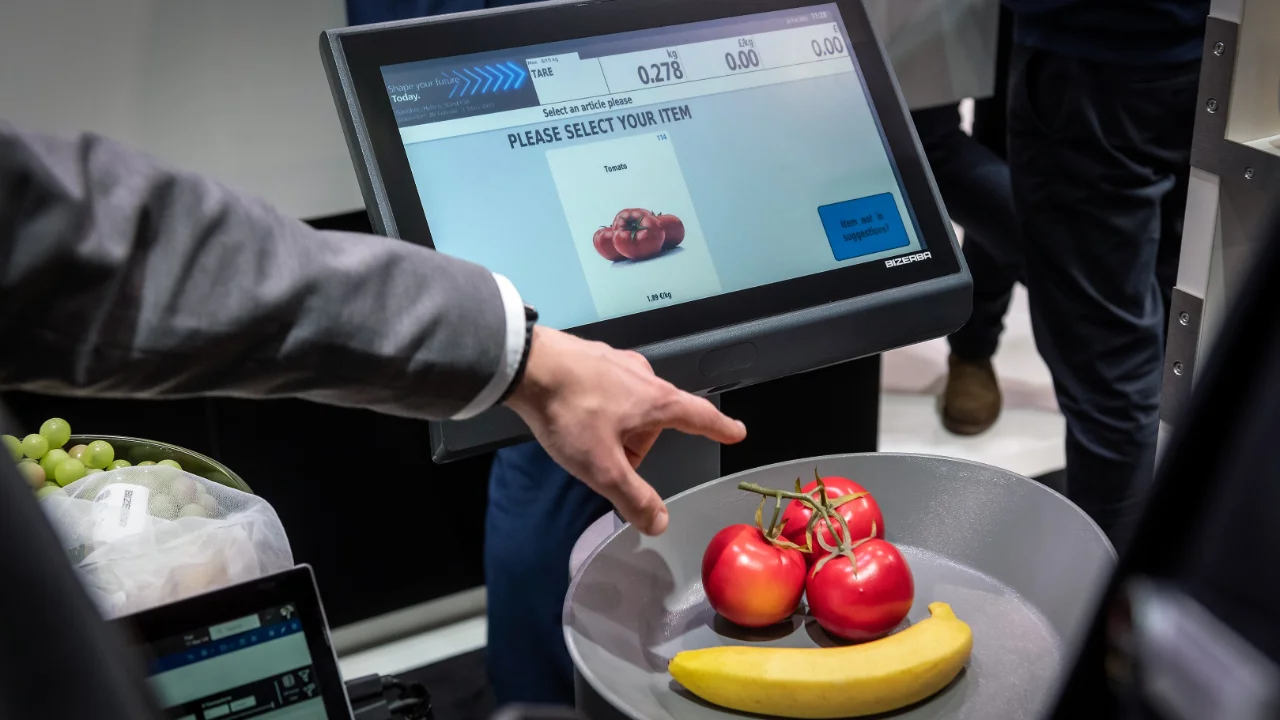 MCII 500 – Modern Self-Service Scale (© Bizerba)